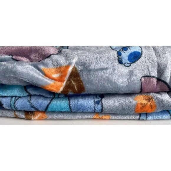 Disney Stitch Halloween Plush Throw Blanket Pumpkin  50 X 70” Autumn Fall Leaves - Picture 6 of 12